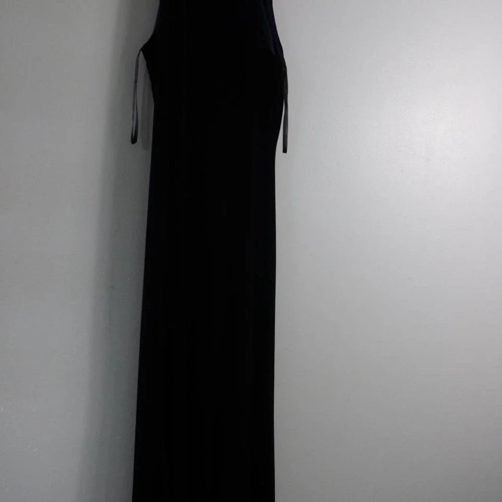 Navy velvet 80s‎ dress with sequin collar and back zipper dress
